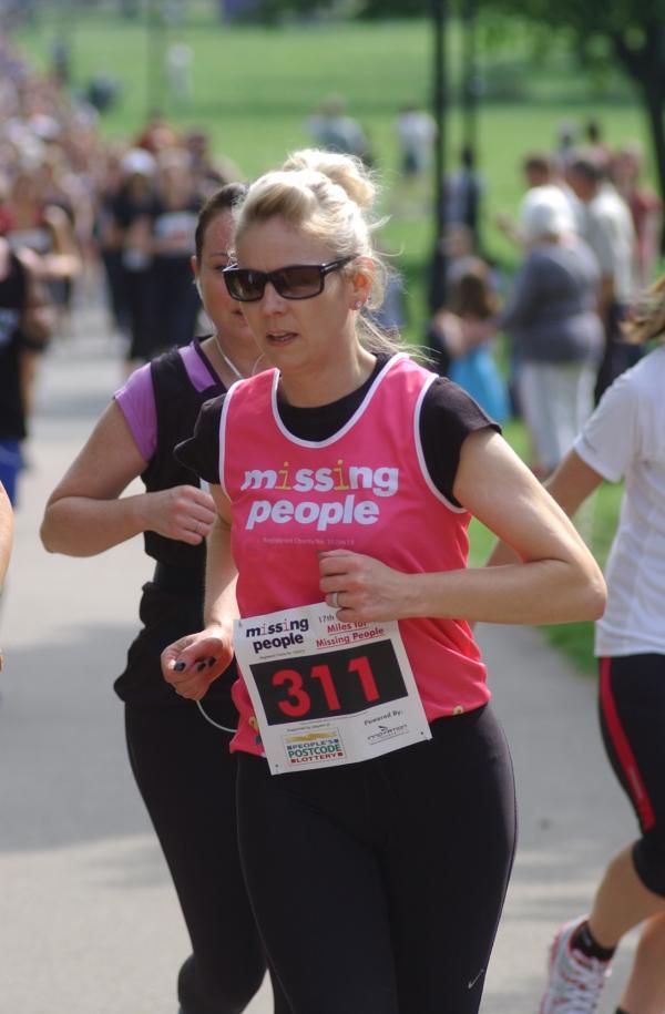 Kate and Gerry McCann in fund-raising run for Missing People 3031349