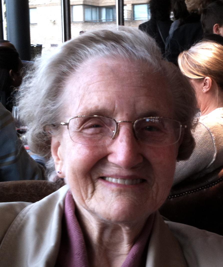 &quot;Passionate&quot; Battersea woman Lilian Harrison MBE dies aged 90. &quot; - 3593865