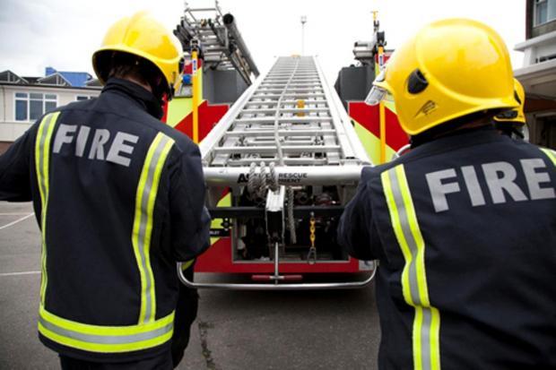 Two people rescued from Tooting Broadway flat fire