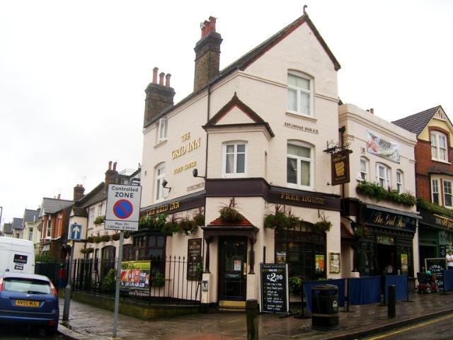 Lost pubs Grid Inn, Replingham Road, Wandsworth pic Darkstar