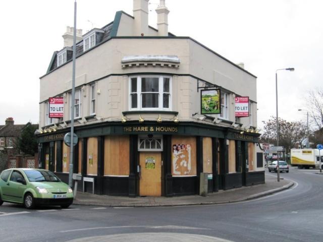 Lost pubs Hare and Hounds, Summerstown, Tooting pic Darkstar
