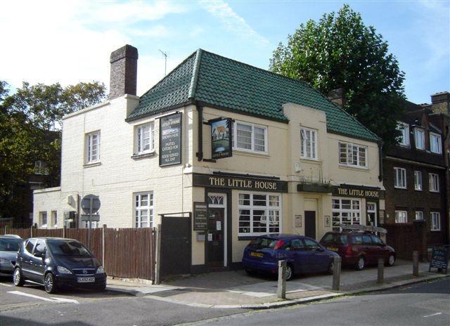 Lost pubs Queen Victoria Tooting pic Roger Ford