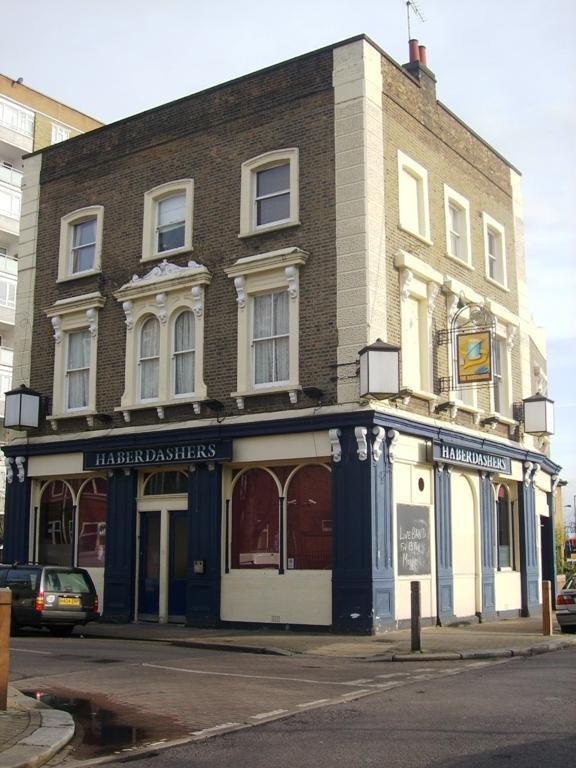 Lost pubs Haberdashers Arms, Culvert Road, Battersea pic Darkstar