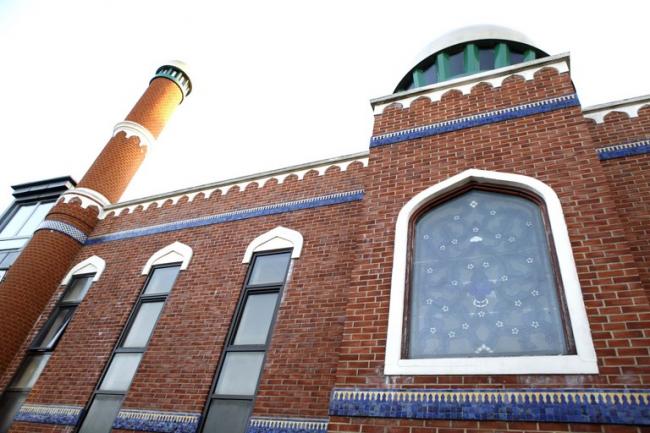 Second race attack on Muslims outside a Tooting mosque