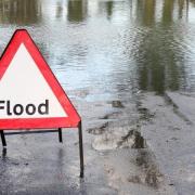 Flood warnings issues for Thames areas between Putney Bridge to Teddington Weir
